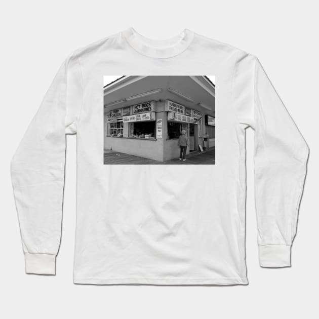 Rehoboth Beach Boardwalk - Rehoboth Beach, DE, USA Long Sleeve T-Shirt by searchlight